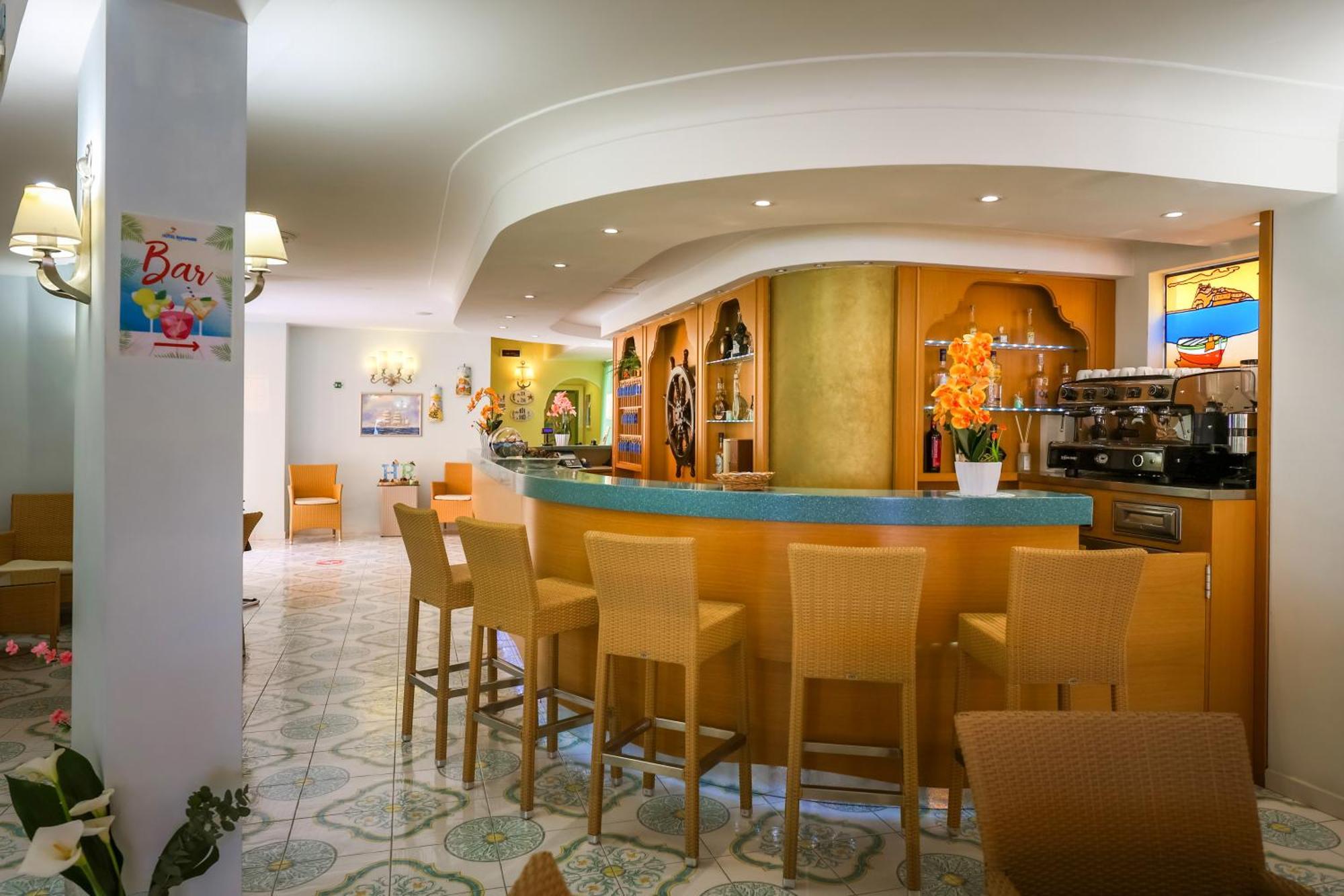 Hotel Rivamare Ischia Bagian luar foto