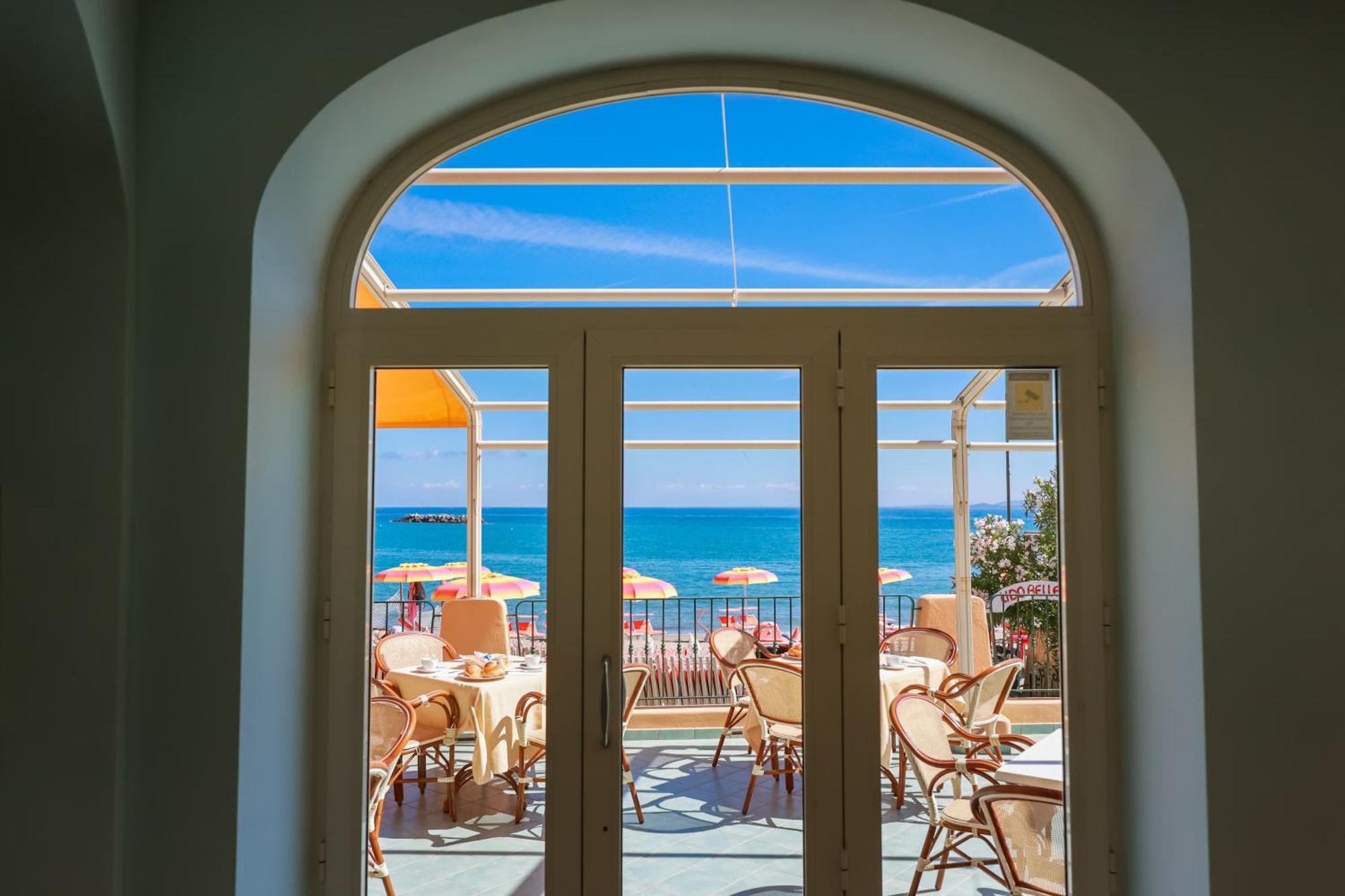 Hotel Rivamare Ischia Bagian luar foto