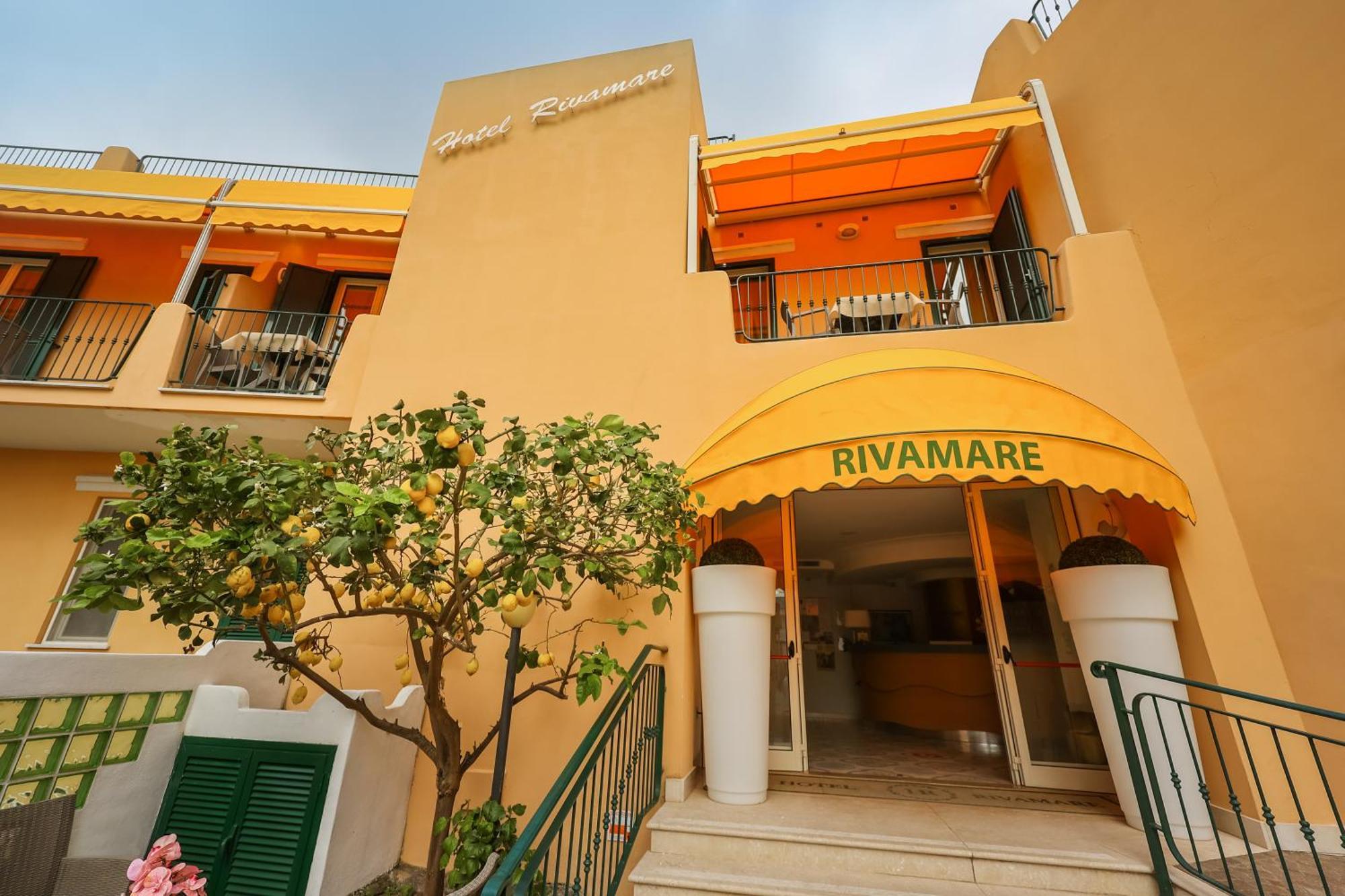 Hotel Rivamare Ischia Bagian luar foto